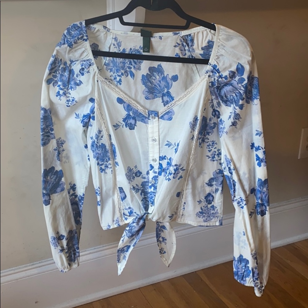 Floral long sleeve crop top